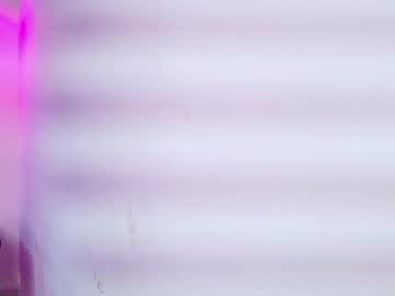 vannia_t18
