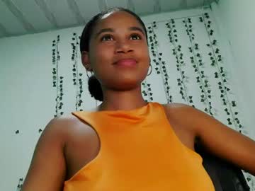 akemy_saunderz
