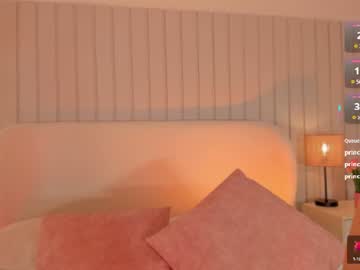 megan_holly_