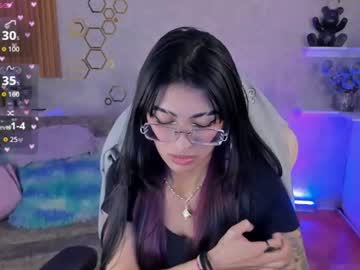 mia_smoke_