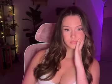 nickyselene