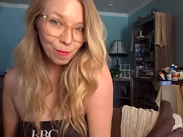 nikkib653466
