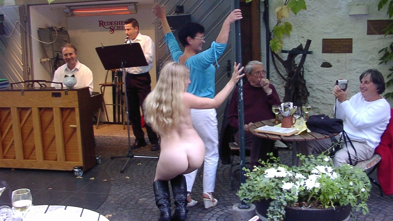 Fully Nude In Public — 36