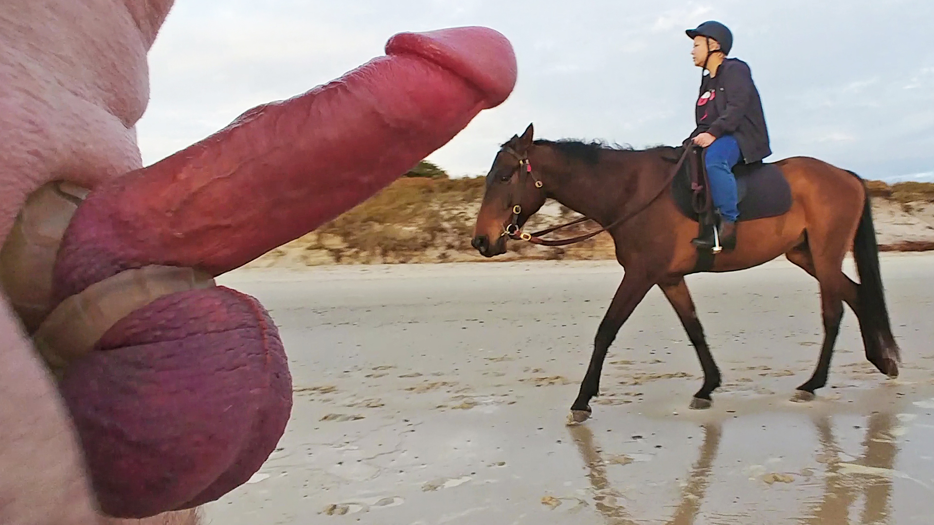 Public erection CFNM flasher on beach 4 cuties — 8