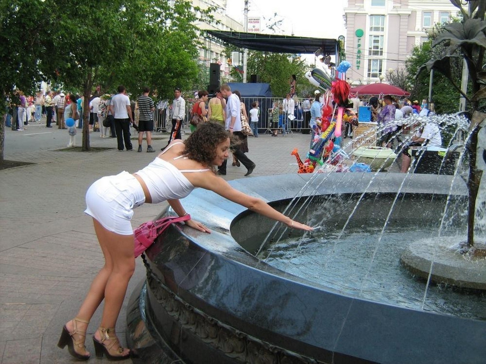 Amateurs — 36