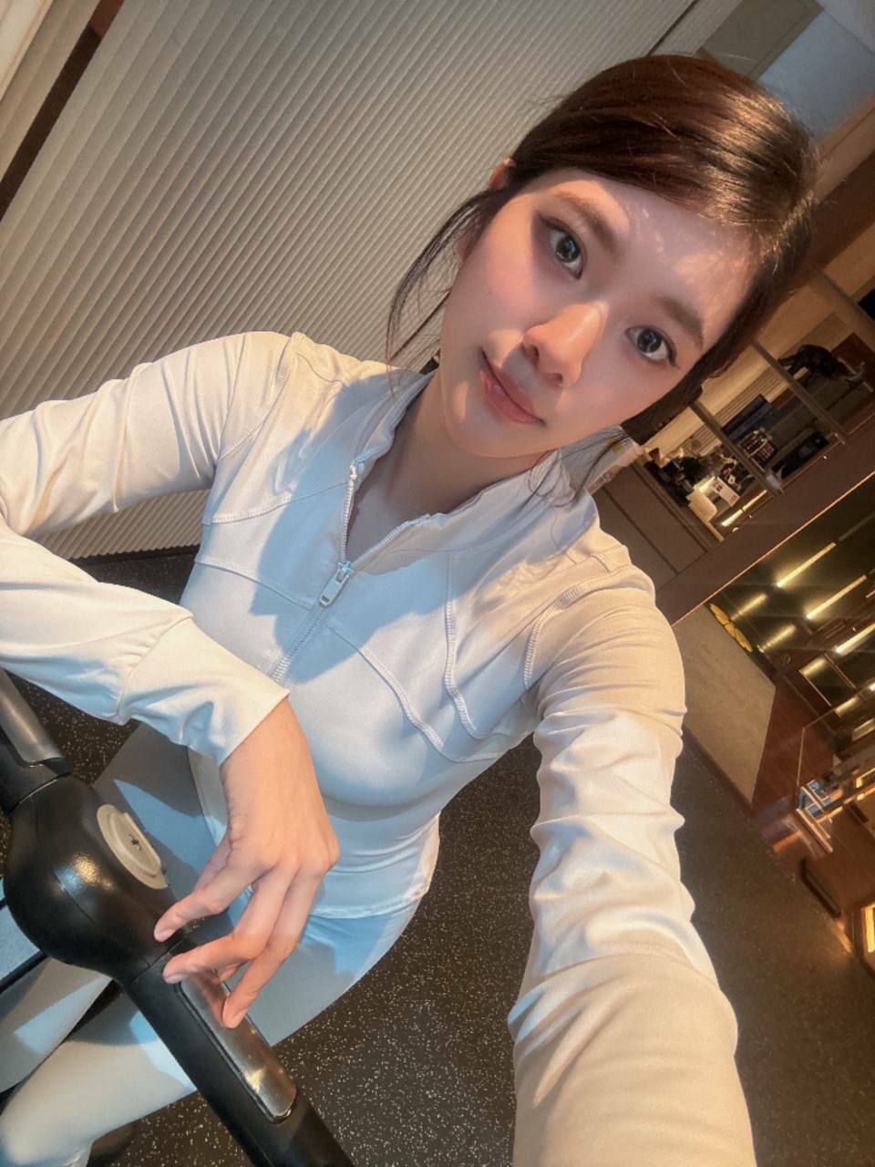 Please, tell me who she is. — 9