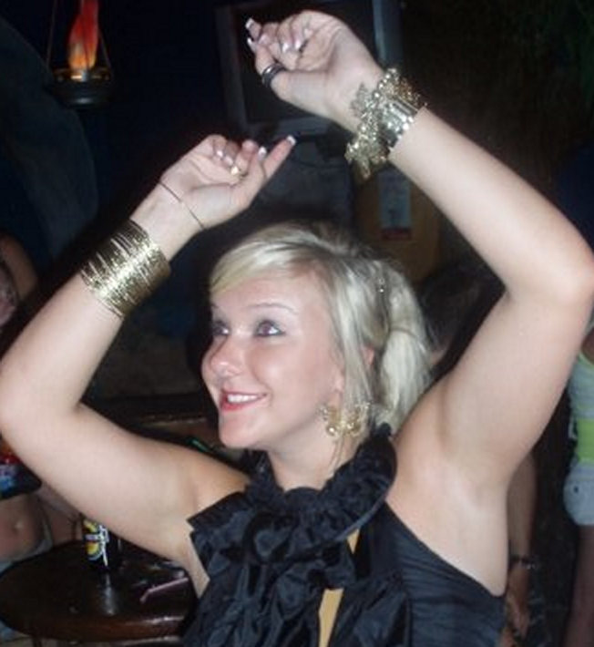British UK girls showing sexy shaven armpits — 11